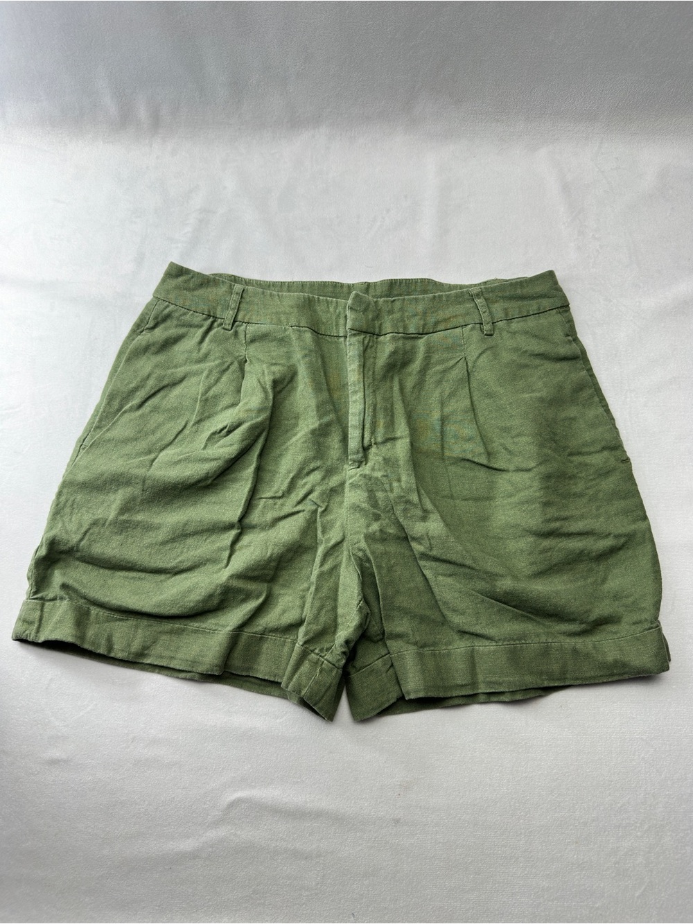 INC Green Shorts Linen Summer Pleated Light Olive Casual 10 Knit High Waisted